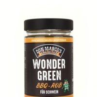 Wondergreen Barbecue Rub in Glas Dose, schwarzes Etikett, orangener Rand und Schrift, schwarzer Blech Deckel, Don Marco's Barbecue Logo oben mittig, Schweinchen in grünem Superheldenkostüm unten rechts mittig