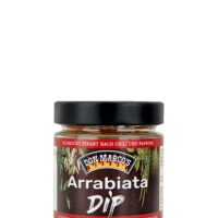 Arrabiata Dip im Glasbehaelter, braunes Etiket mit Produktname in Front, gerahmt mit roten Balken und weißer Schrift, schwarzer Blech Deckel